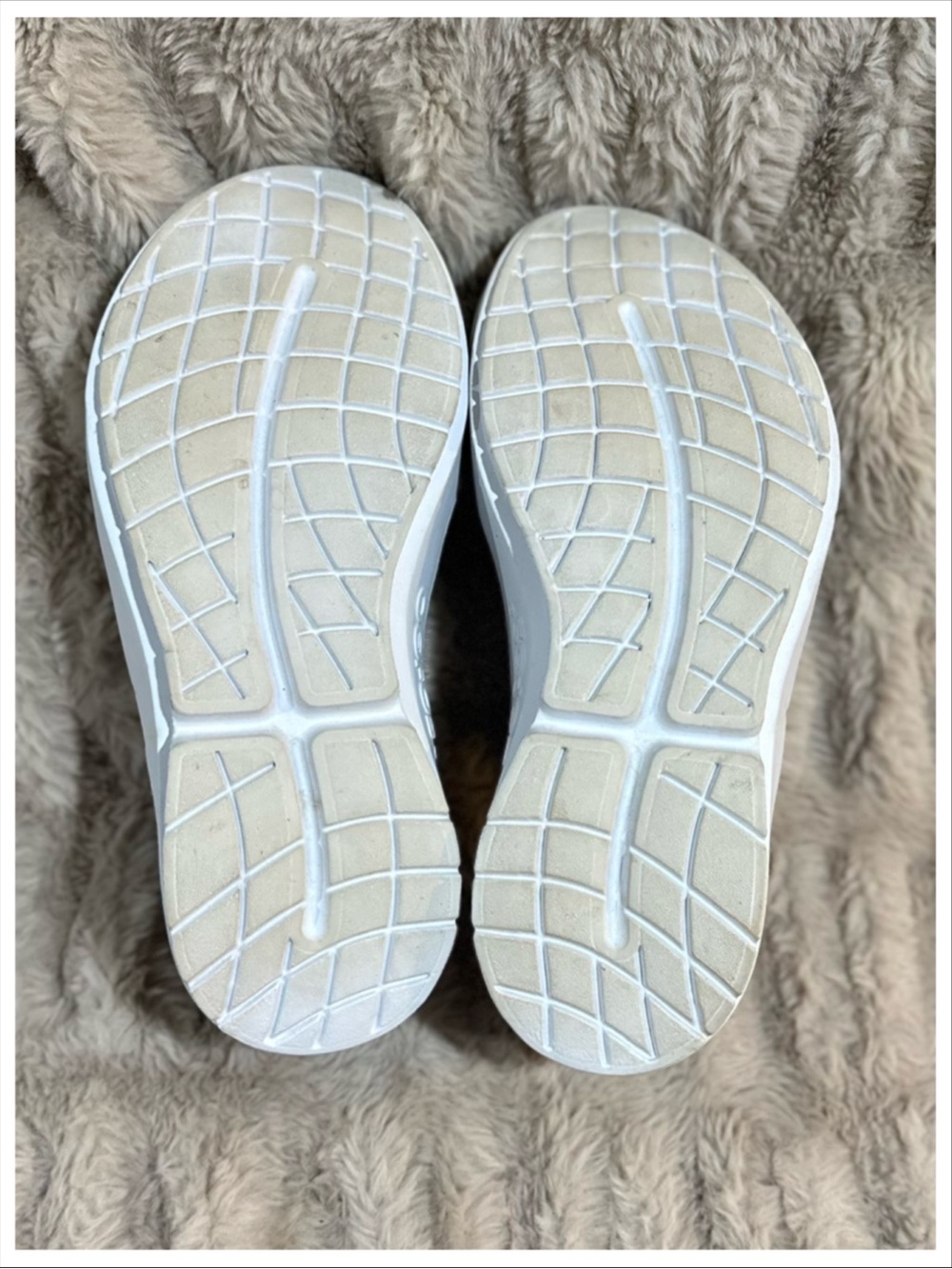 OOFOS OOmg Sport Slip-On Sneakers ~ Size 9.5 ~ Item #SN602 - Picture 7 of 8